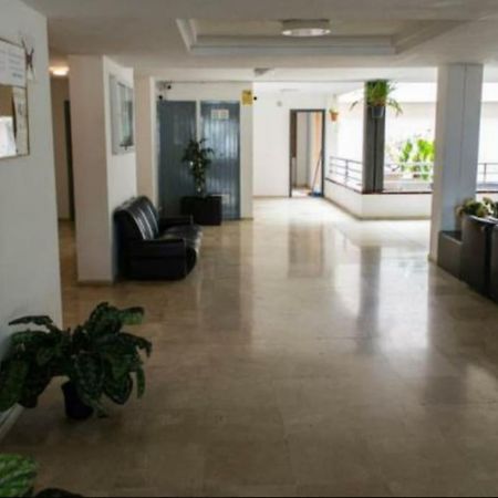 First Line Beach Apartment 拉克鲁斯 外观 照片