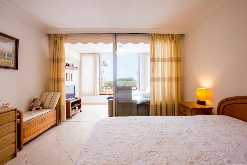 First Line Beach Apartment 拉克鲁斯 外观 照片