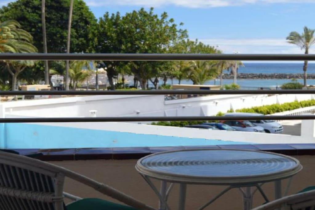 First Line Beach Apartment 拉克鲁斯 外观 照片